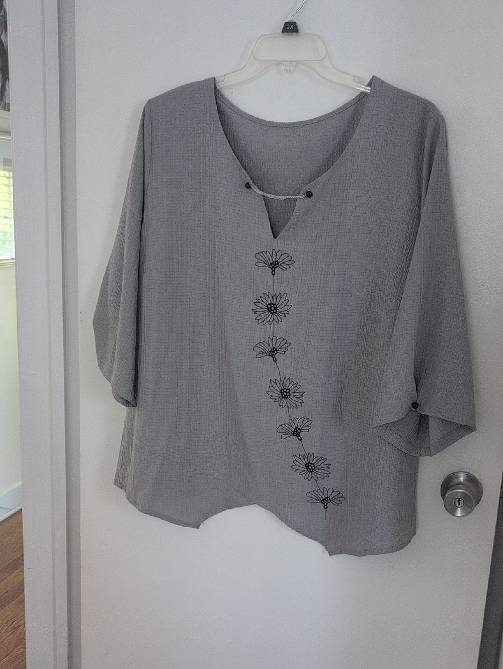 Women's Gray Split-Neck Embroidered Floral Top